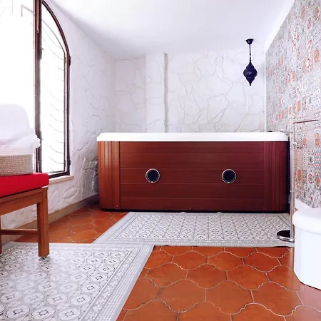 Domina Levante Villa *